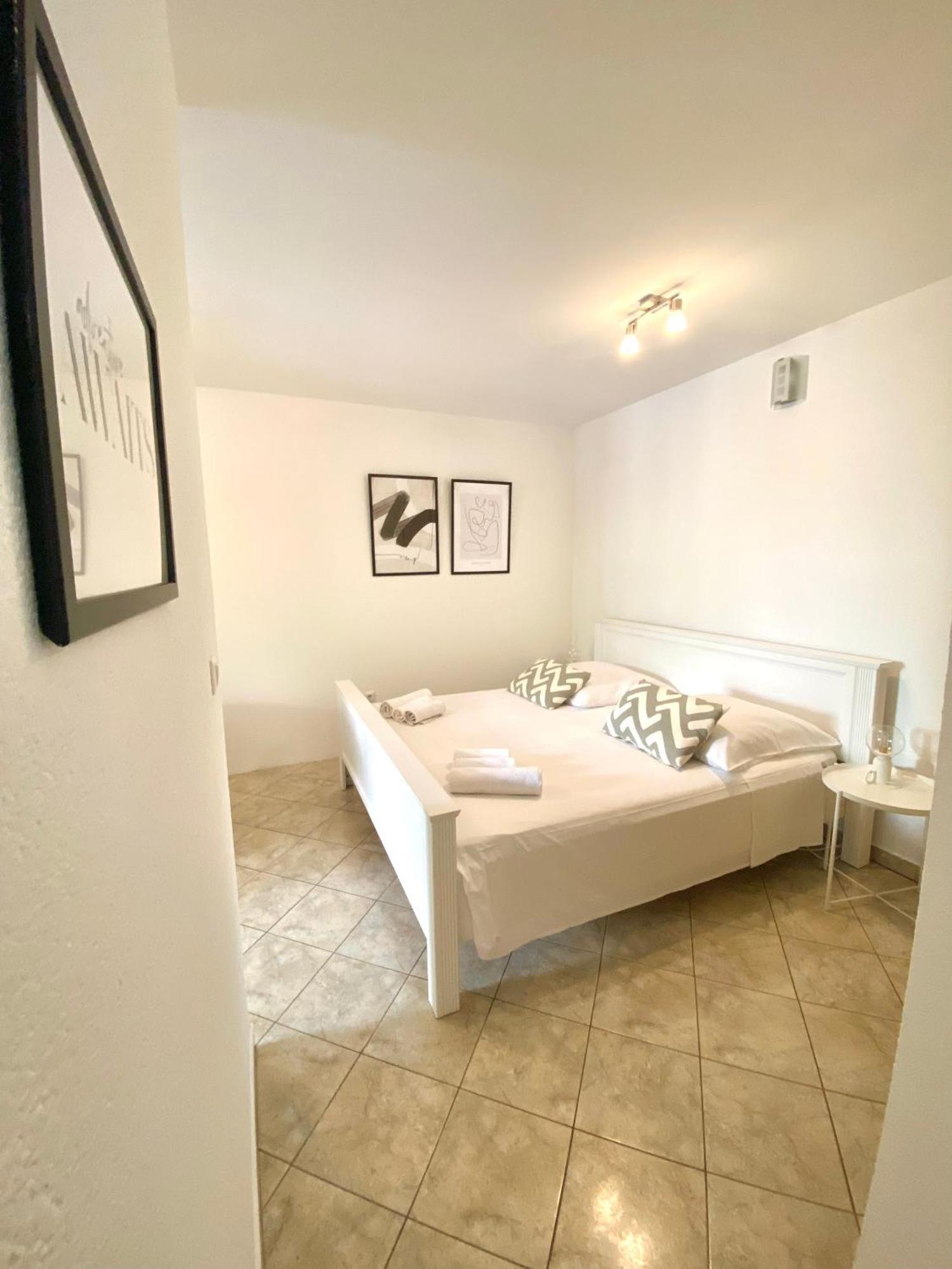 Santa Lucia Apartment Split Exterior photo